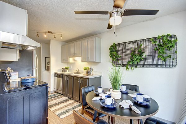 dining area at Miro Apartments