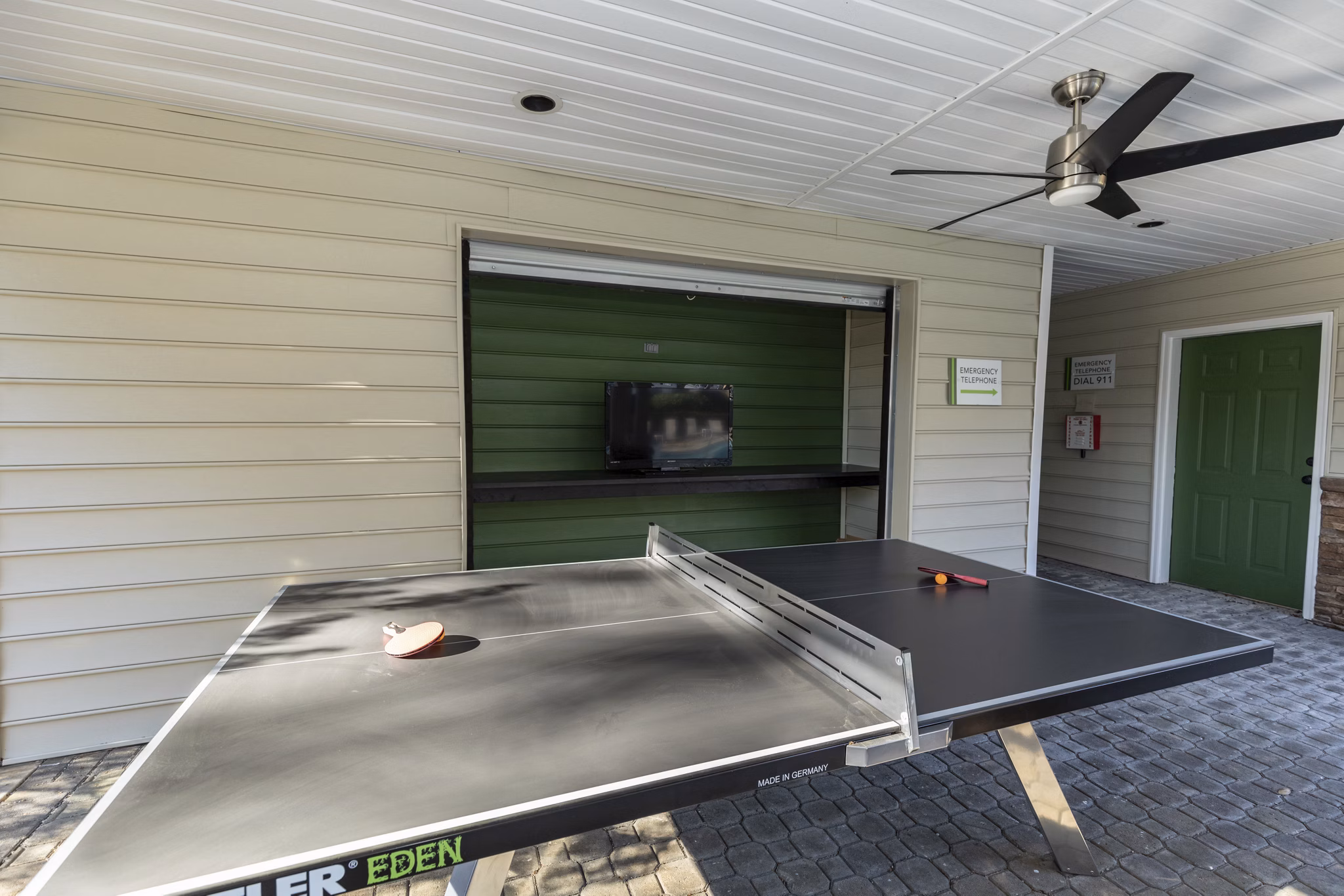 game room at Shiloh Green Apartments