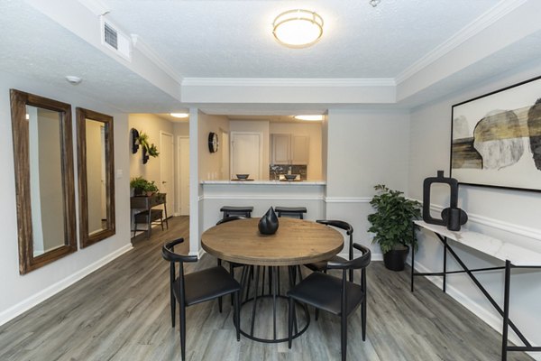 dining room at Shiloh Green Apartments