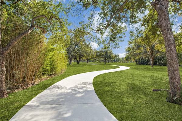 neighborhood at Trailhead Apartments