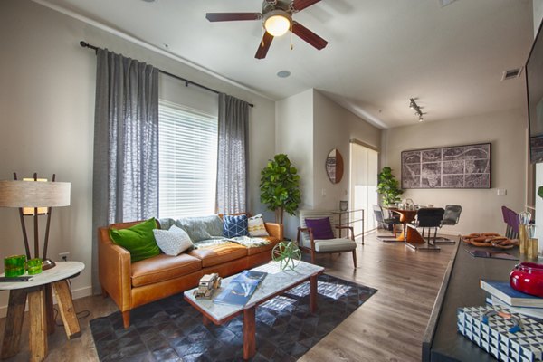 living room at Mezzo Kirby Med Center Apartments