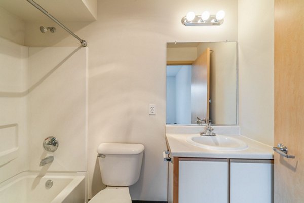 bathroom at Willamette Gardens Apartments