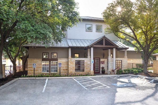 exterior at Hillside Ranch Apartments