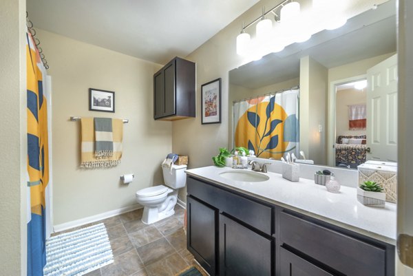 bathroom at Hillside Ranch Apartments