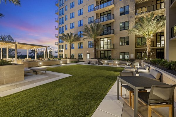 courtyard at The Westcott Apartments