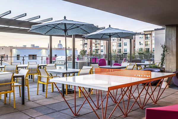 Recreational area with outdoor seating at Union on 6th Apartments