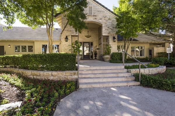exterior at Somerset Townhomes