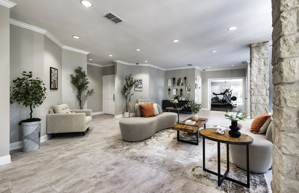 clubhouse at Somerset Townhomes Apartments