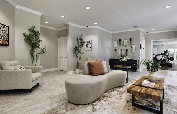 clubhouse at Somerset Townhomes Apartments