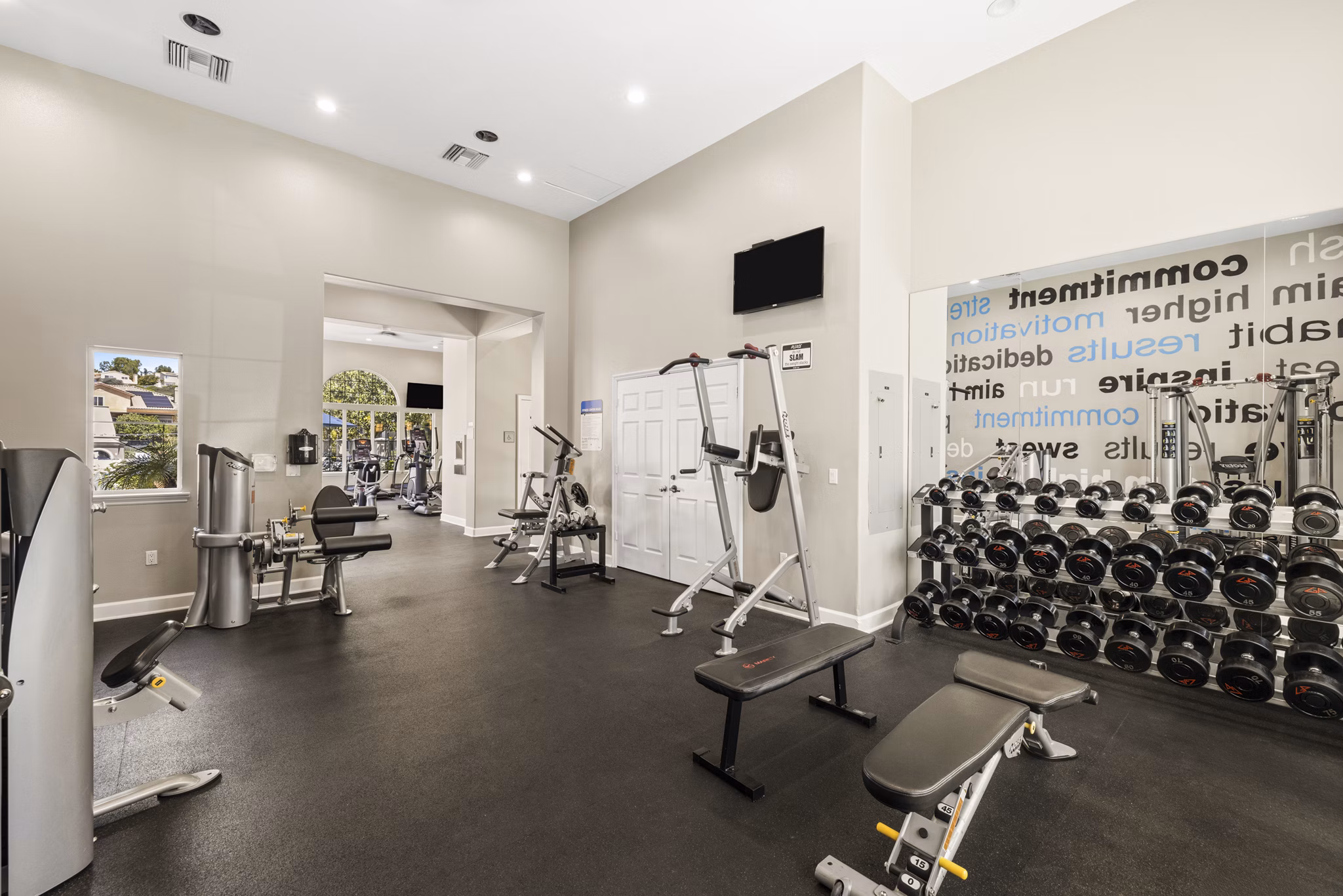 fitness center at Parc Chateaux Apartments