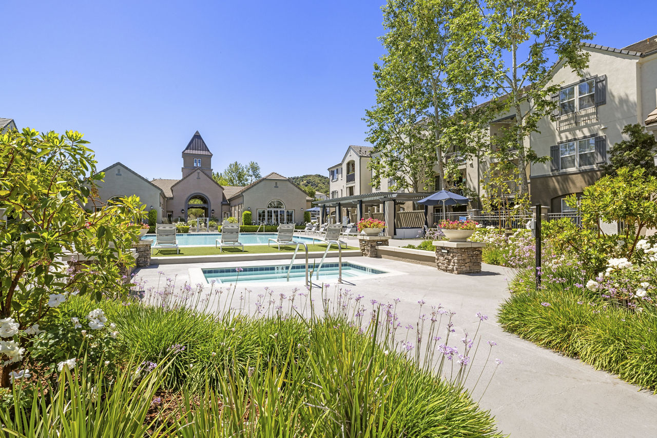 Parc Chateaux Santa Clarita Ca 9 of 12