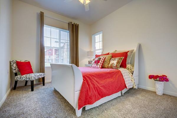 Bedroom at the Viewpointe Apartments