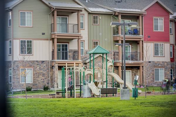 Playground at the Viewpointe Apartments