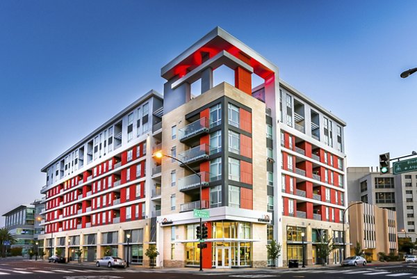 201 Marshall Apartments: Contemporary luxury apartments in Redwood City