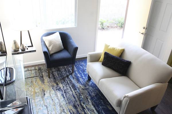 living room at Westridge At Hilltop Apartments