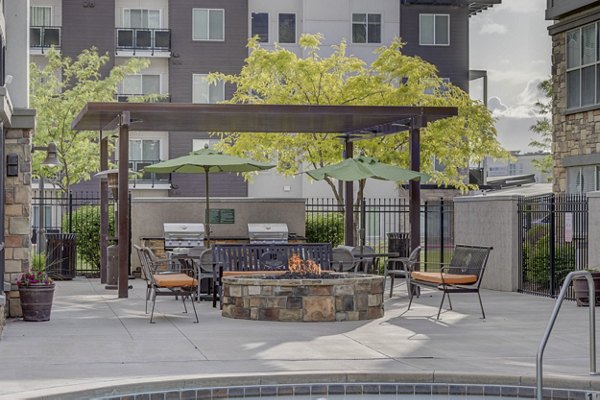 grill area at Park Lane Village Apartments 