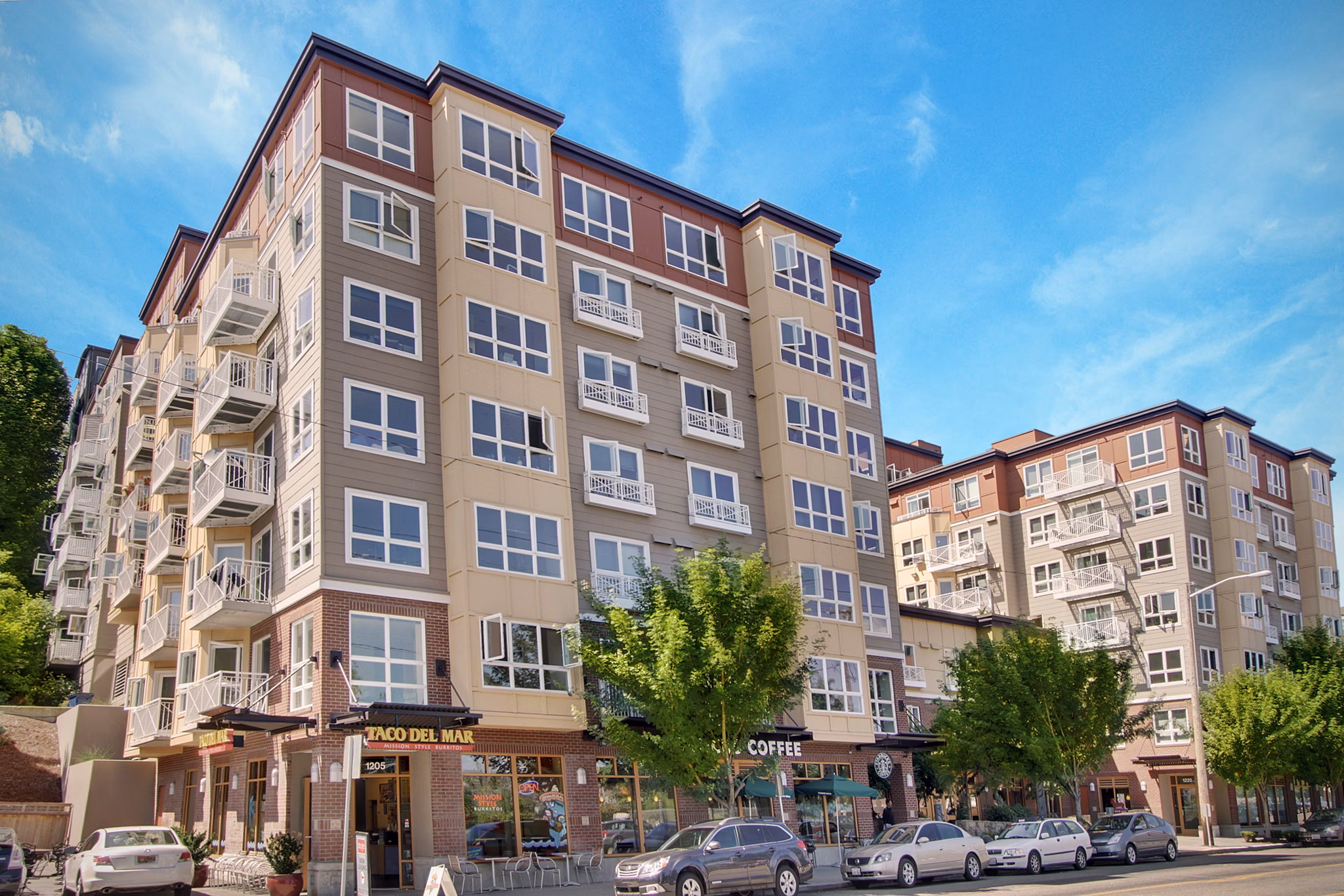 Dexter Lake Union Apartments: Scenic lake view luxury apartments in Seattle