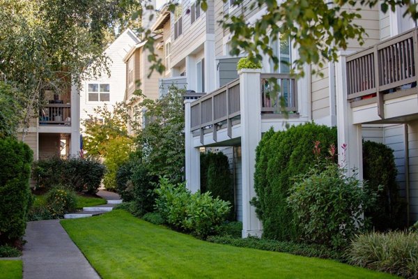 exterior at Lions Gate South Apartments