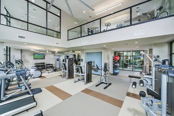 fitness center at Post Oak Apartments