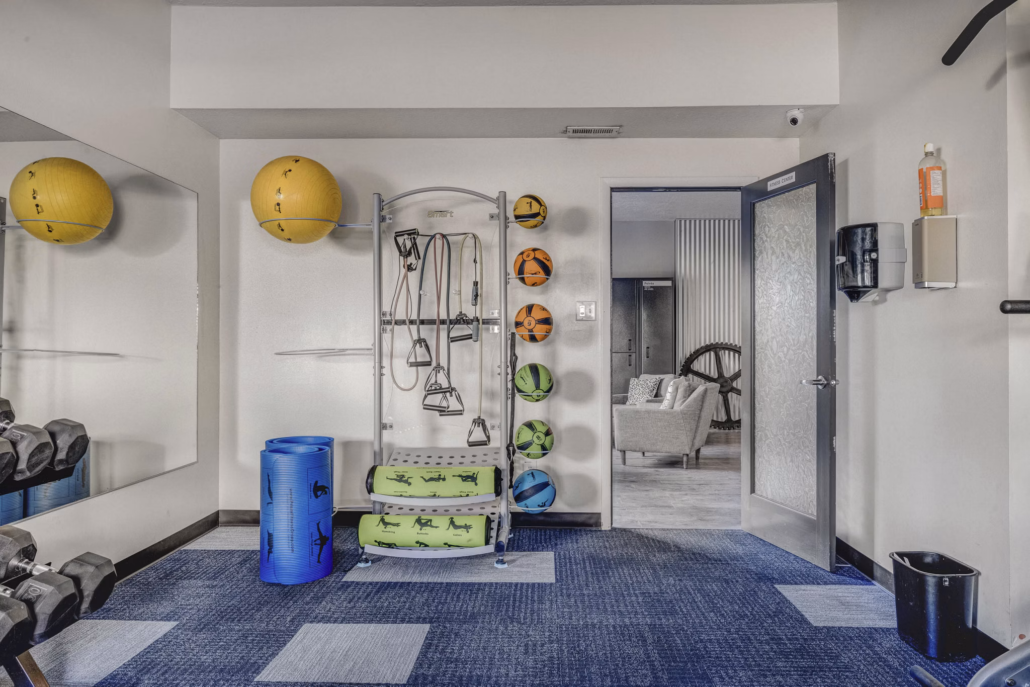 fitness center The Pointe at Northridge Apartments