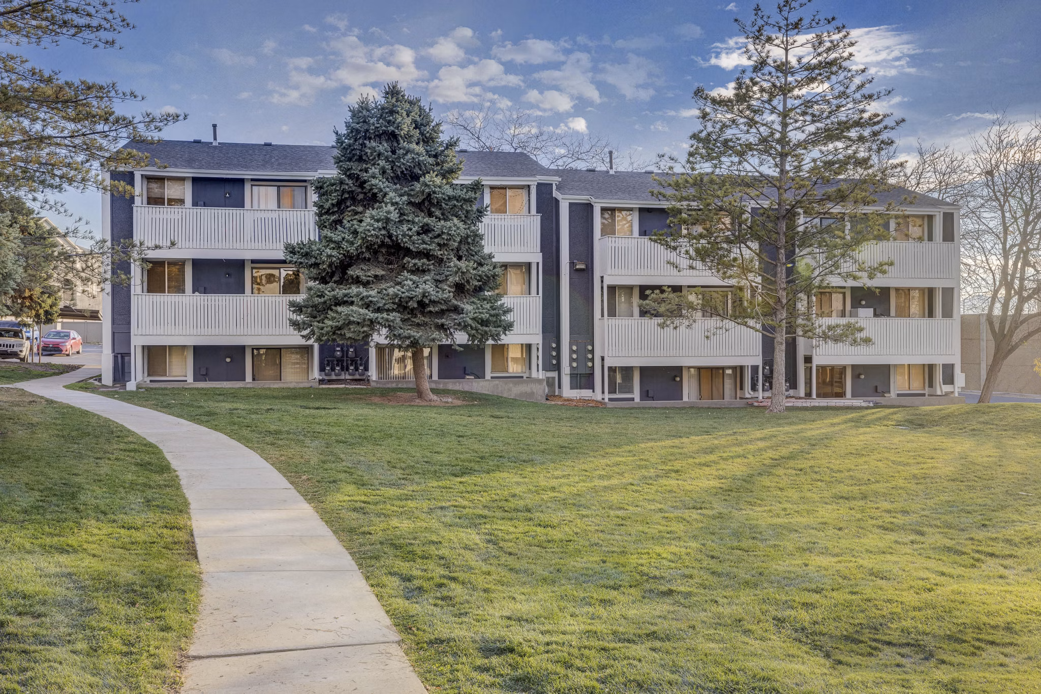 Recreational Area at The Pointe at Northridge Apartments