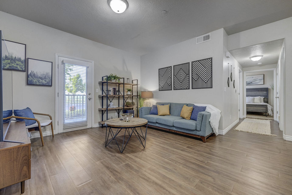 living room at Pinnacle Highbury Apartments 