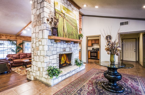 Clubhouse lobby with modern furnishings at Fountainhead Apartments