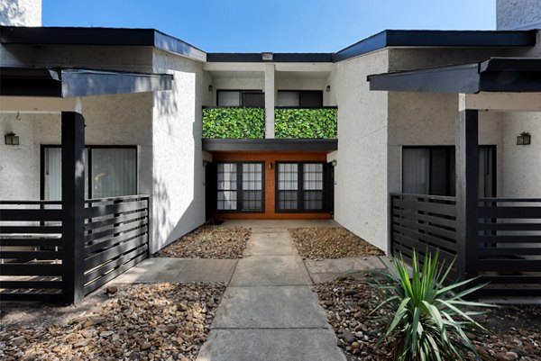 Landera Apartments: Elegant of luxury apartments nestled in a scenic area
