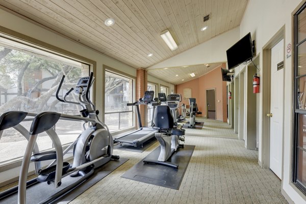 fitness center at Landera Apartments