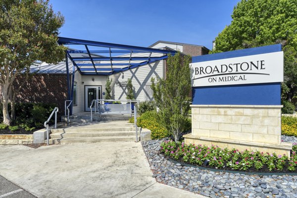 Broadstone Medical: Stylish of luxury apartments near medical center