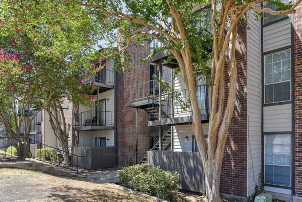 Broadstone Medical Apartments: Contemporary of luxury apartments in the medical district