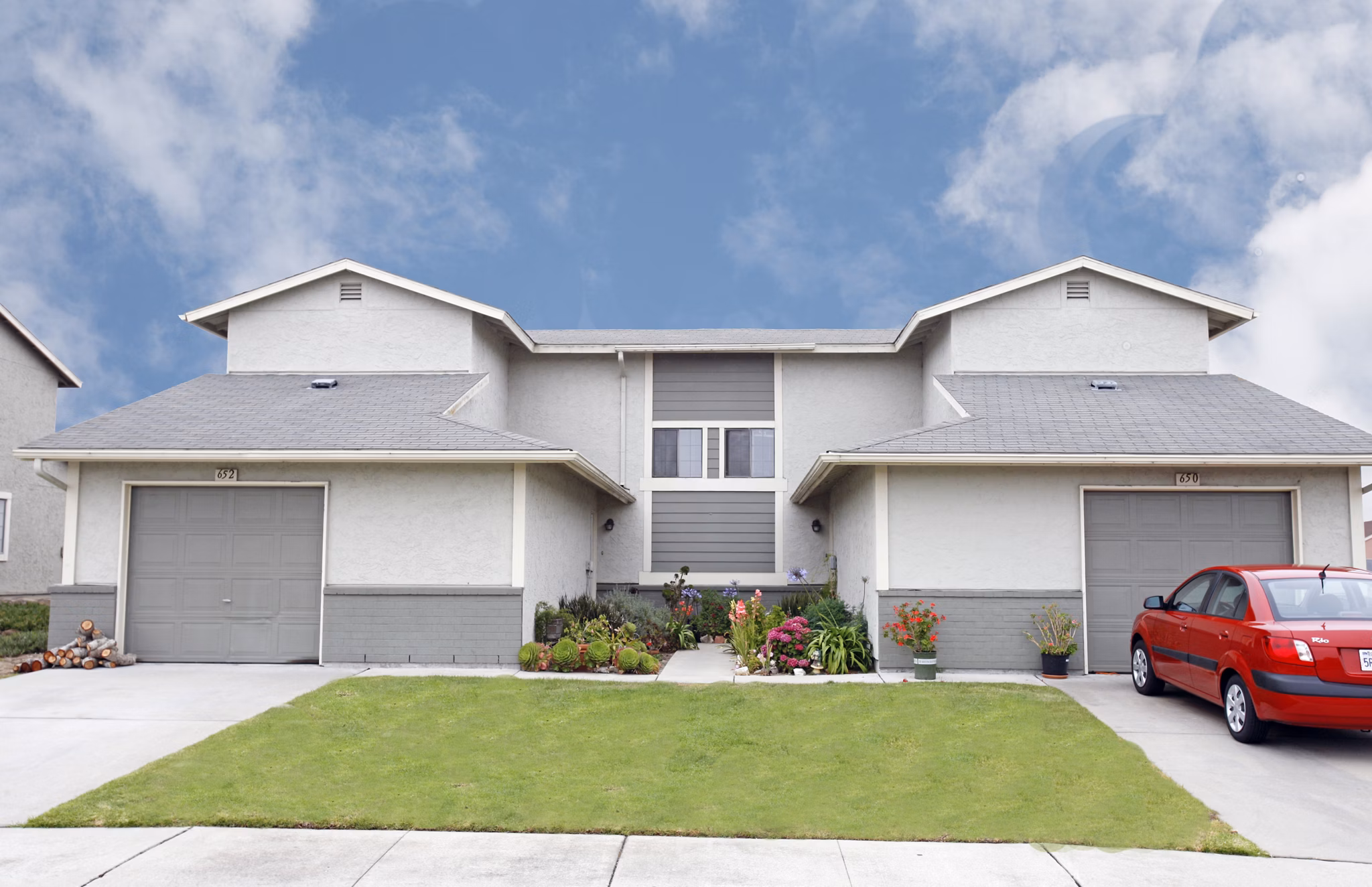 Abrams Park: Luxury view apartments in a serene neighborhood