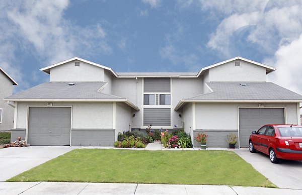 exterior at Abrams Park Apartments