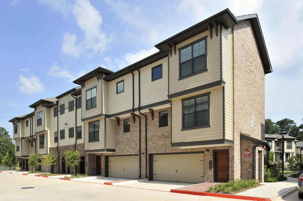 Townhomes At Woodmill Creek The Woodlands Tx 2 of 12