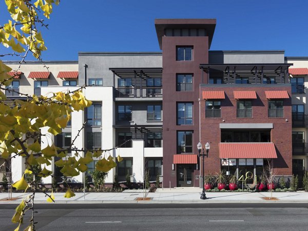 exterior at 481 on Mathilda Apartments 