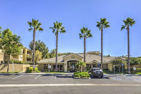 exterior at Stone Canyon Apartments