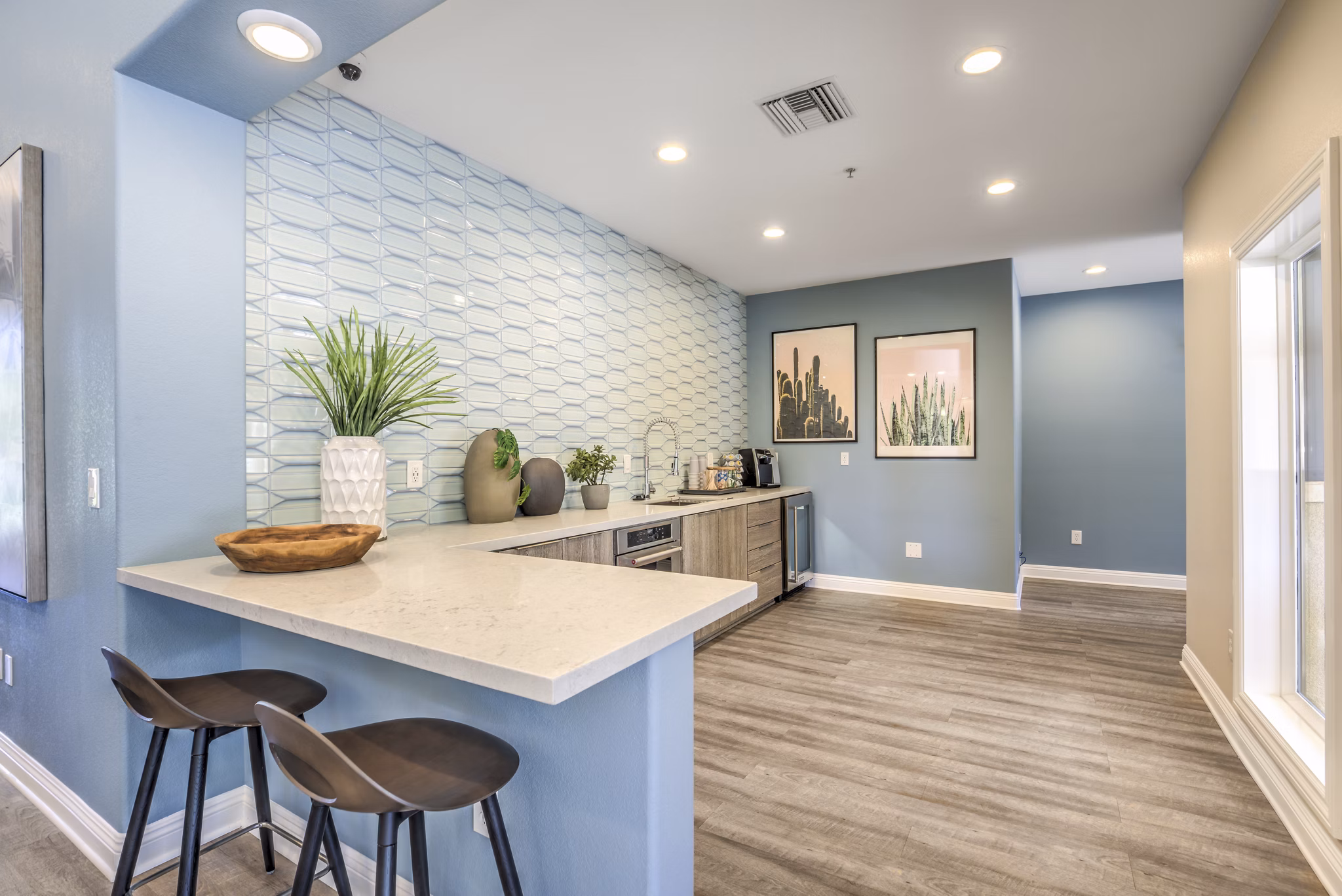 Stylish clubhouse featuring cozy seating and modern decor at Stone Canyon Apartments