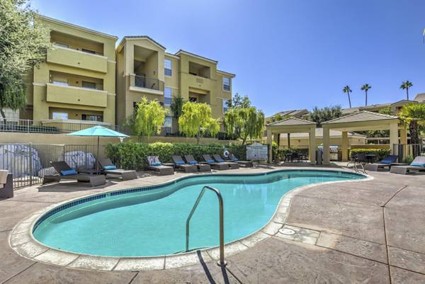 pool at Stone Canyon Apartments