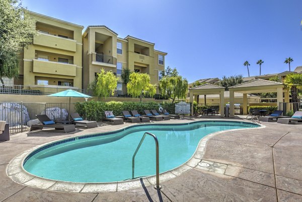 pool at Stone Canyon Apartments