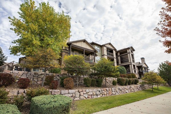 Canyons at Saddle Rock Apartments: Contemporary building in luxury Greystar property