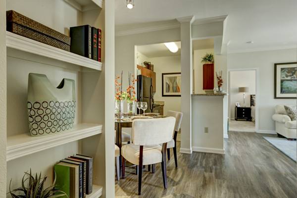 dining area at Canyons at Saddle Rock Apartments