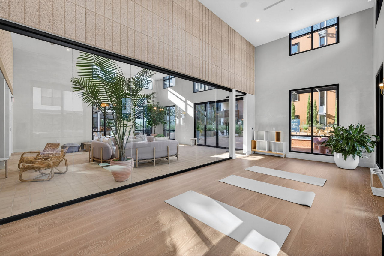 Sevens Luxury Apartment Mountain View Ca 7 of 12