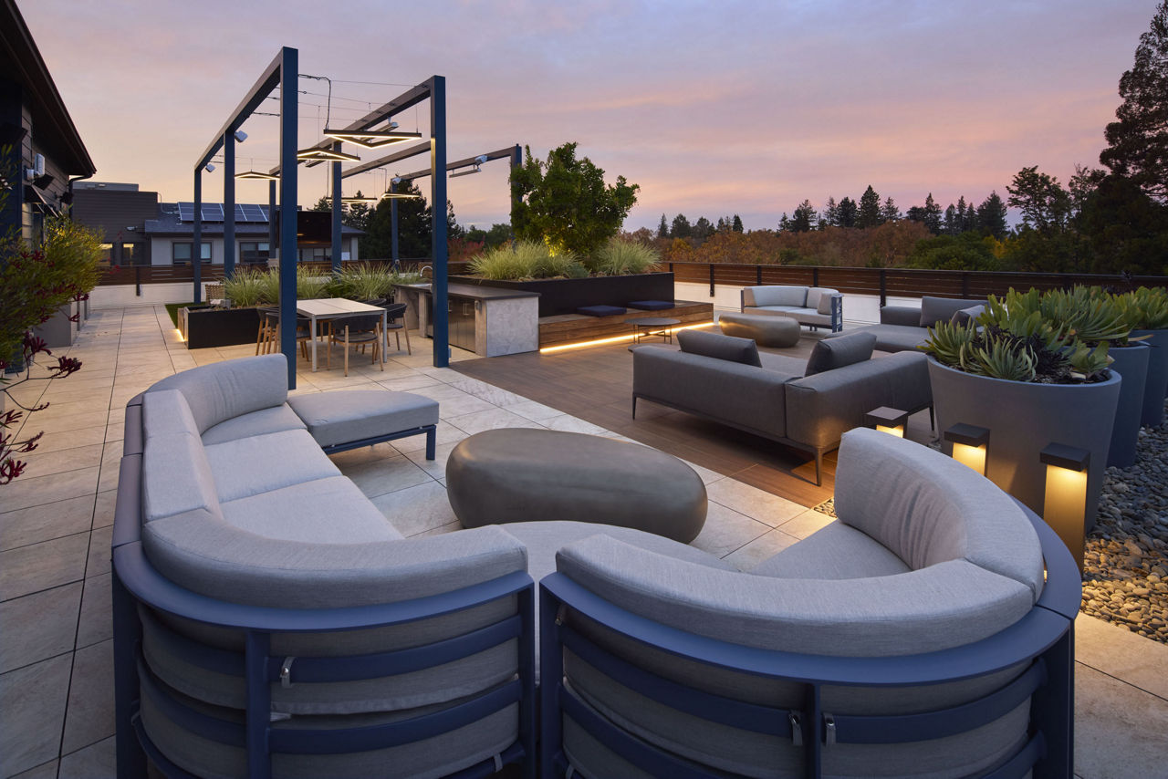 Roof deck at Sevens Luxury Apartment (5 of 7)