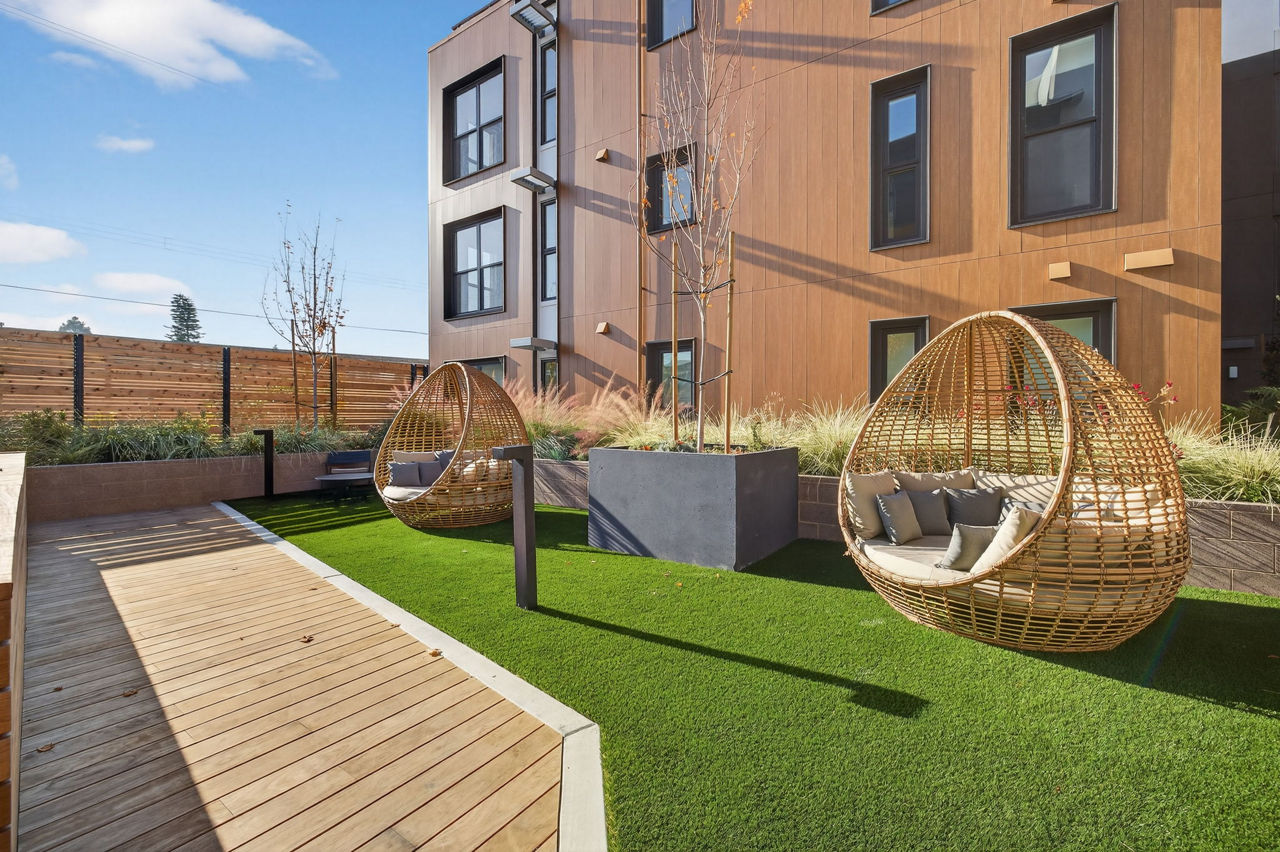 Roof deck at Sevens Luxury Apartment (7 of 7)