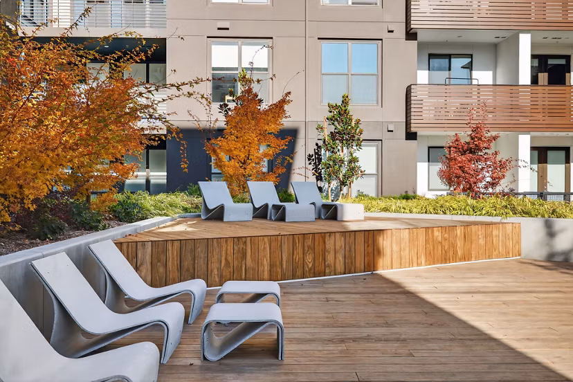 pool at Sevens Apartments 