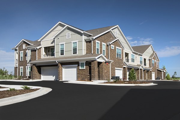 Waterford at Southlands: Elegant view of luxury apartments in Aurora, showcasing modern design and attractive landscaping