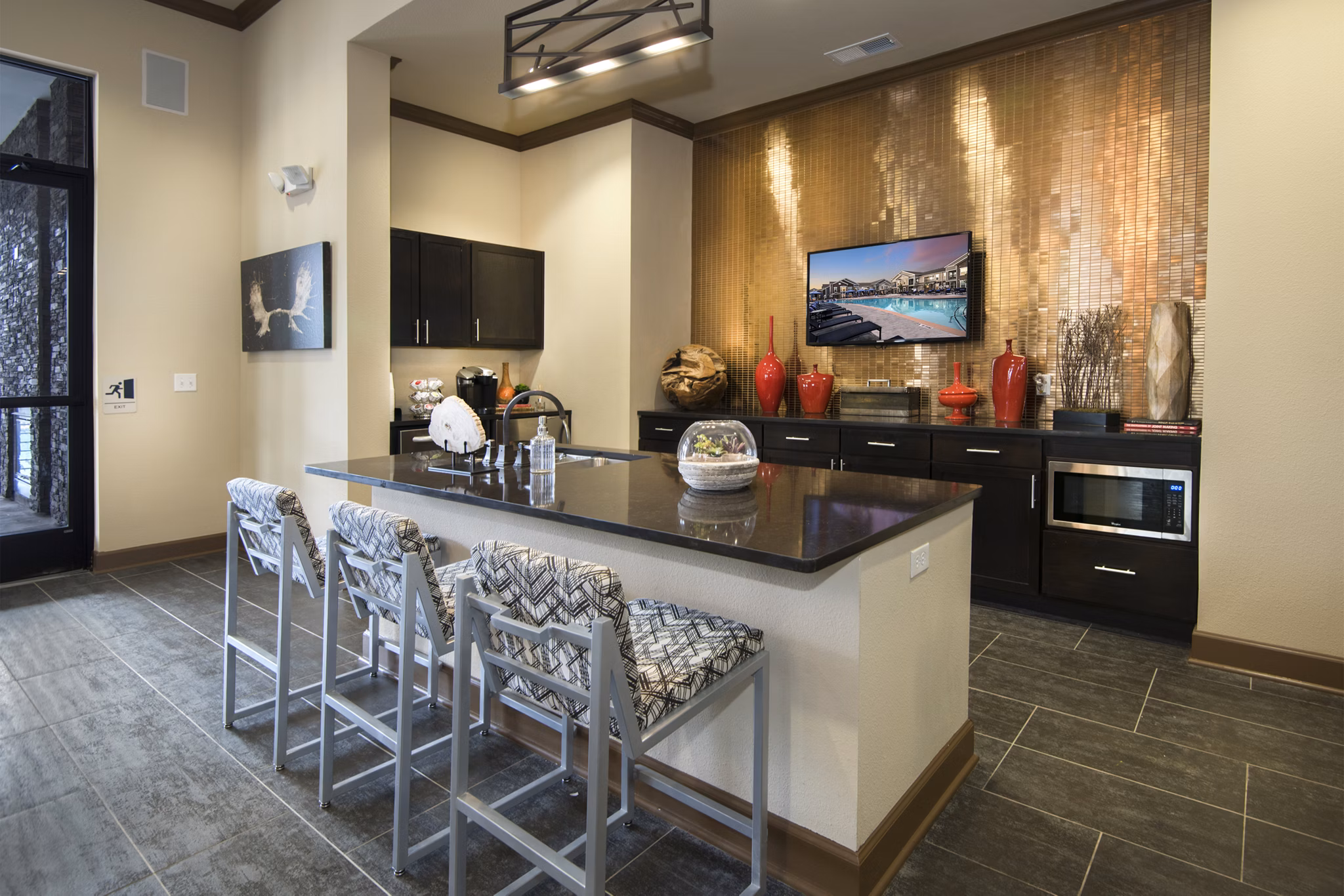 Clubhouse featuring modern design and comfortable seating at Waterford at Southlands Apartments