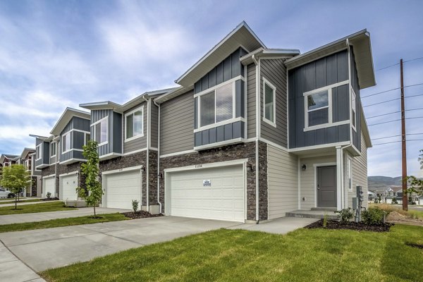 exterior at Rockwell Village Apartments