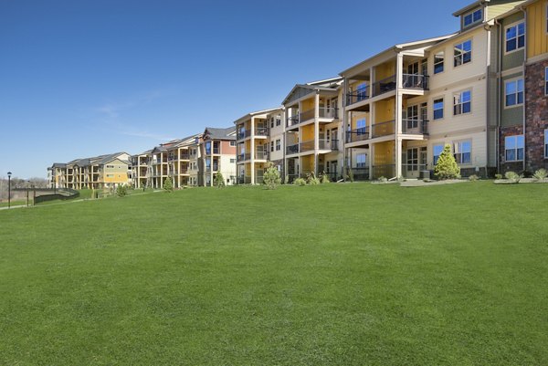 exterior at Waterford on Mainstreet Apartments