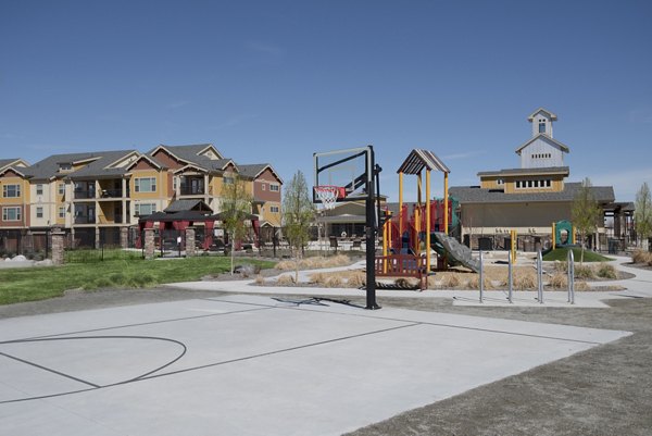 Sport court for basketball and tennis at Waterford on Mainstreet Apartments